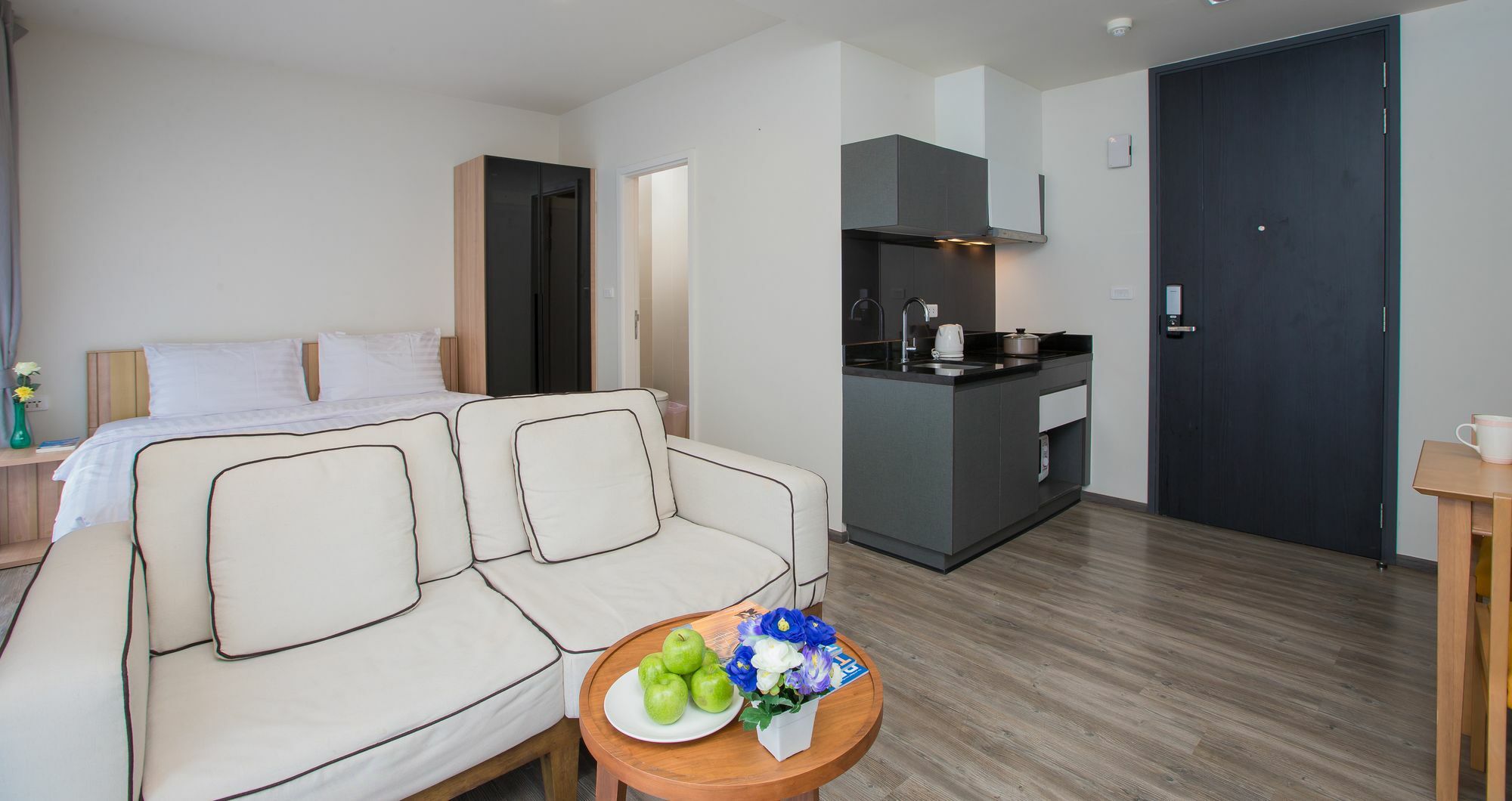 The Deck Condo Patong By Vip Exteriér fotografie