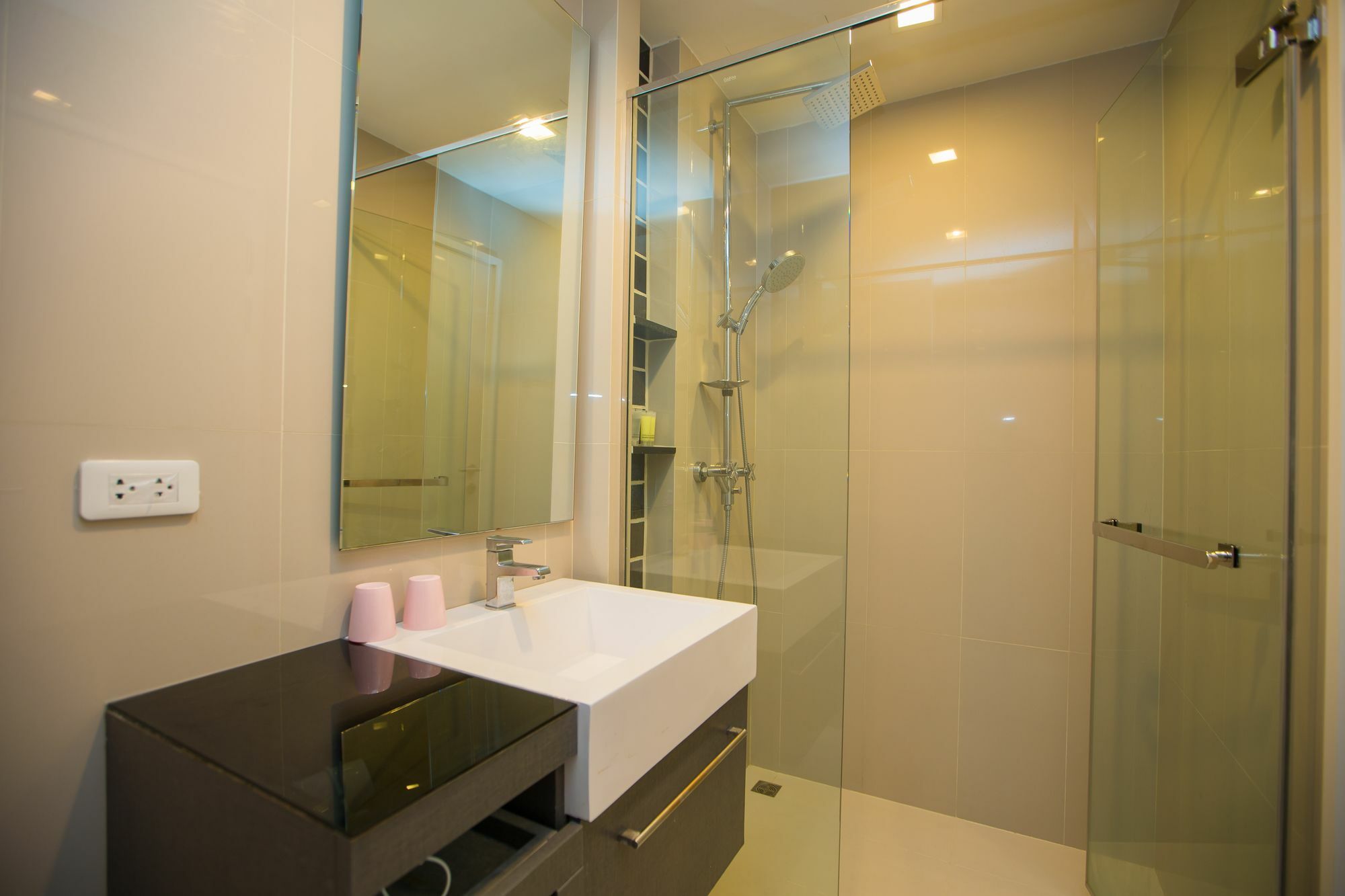 The Deck Condo Patong By Vip Exteriér fotografie